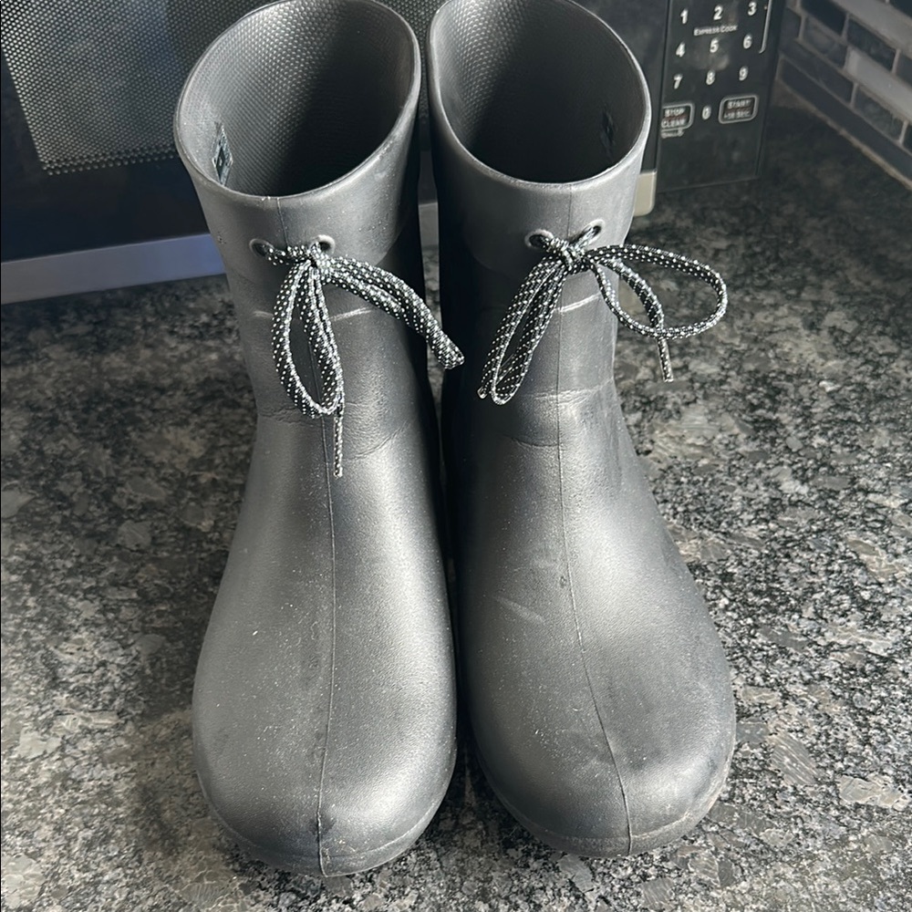 Crocs Black Ankle Boots View 3